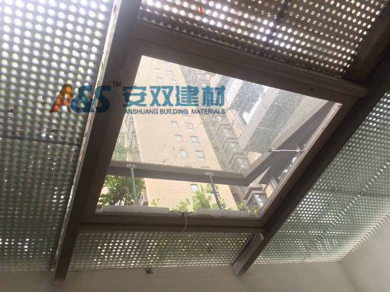 國產(chǎn)螺桿式開窗器