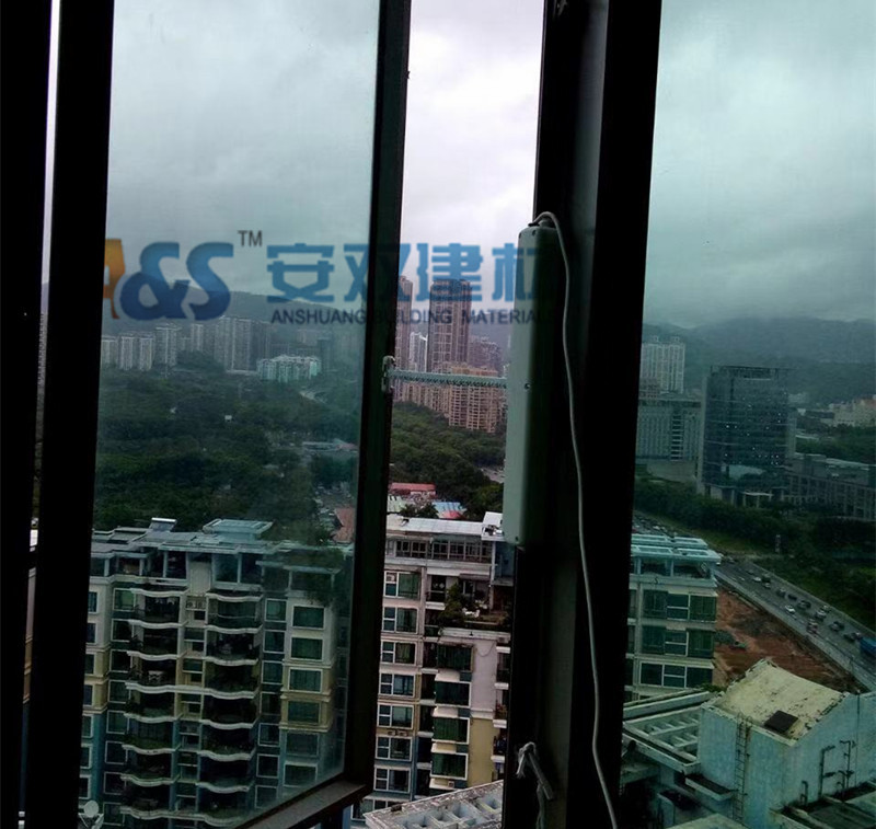 國產(chǎn)螺桿式開窗器